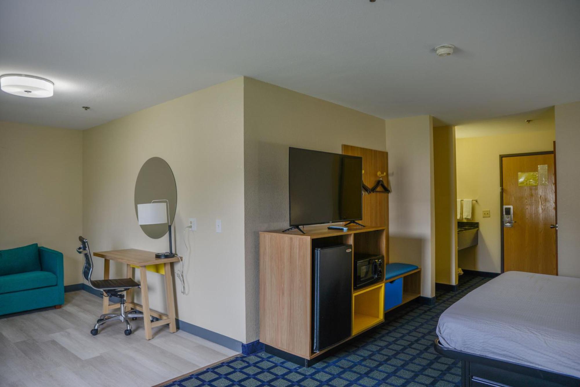 Days Inn By Wyndham Mount Vernon Buitenkant foto