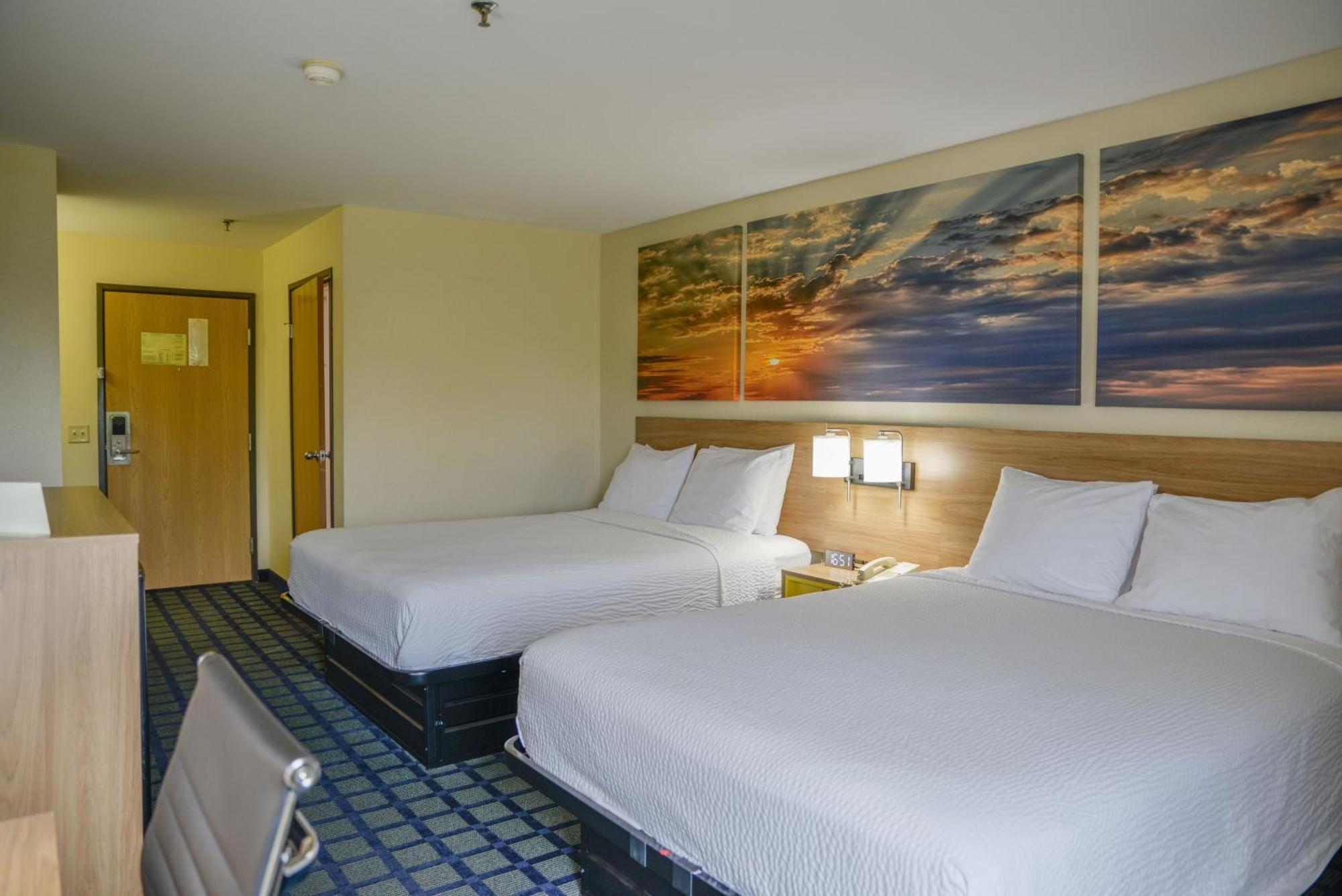 Days Inn By Wyndham Mount Vernon Buitenkant foto
